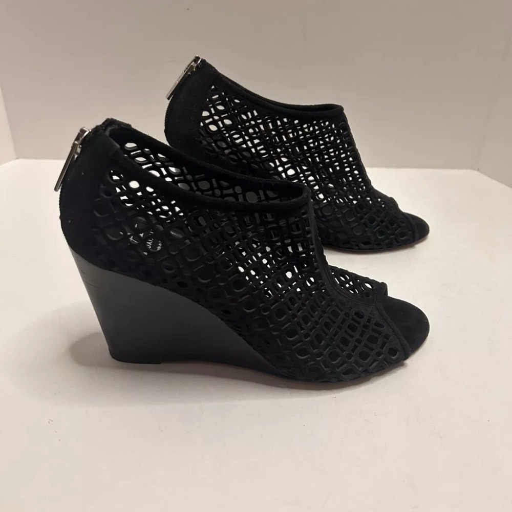 Aquatalia Shelly Wedge Sandal Black Suede   6.5